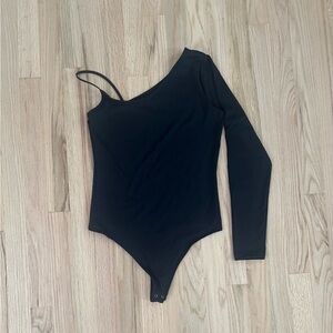 Women’s Abercrombie & Fitch Black One-Shoulder Bodysuit - Size Small